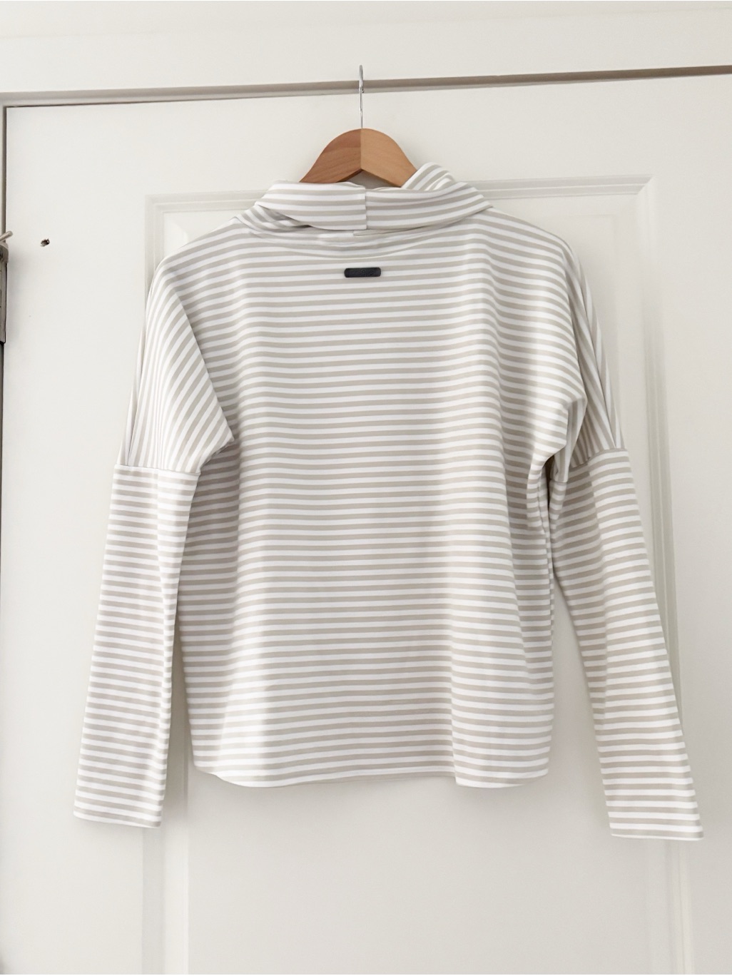 Oiselle One Mile Striped Turtleneck Pullover Top Neutral Running Drop Shoulder — image 2 of 8